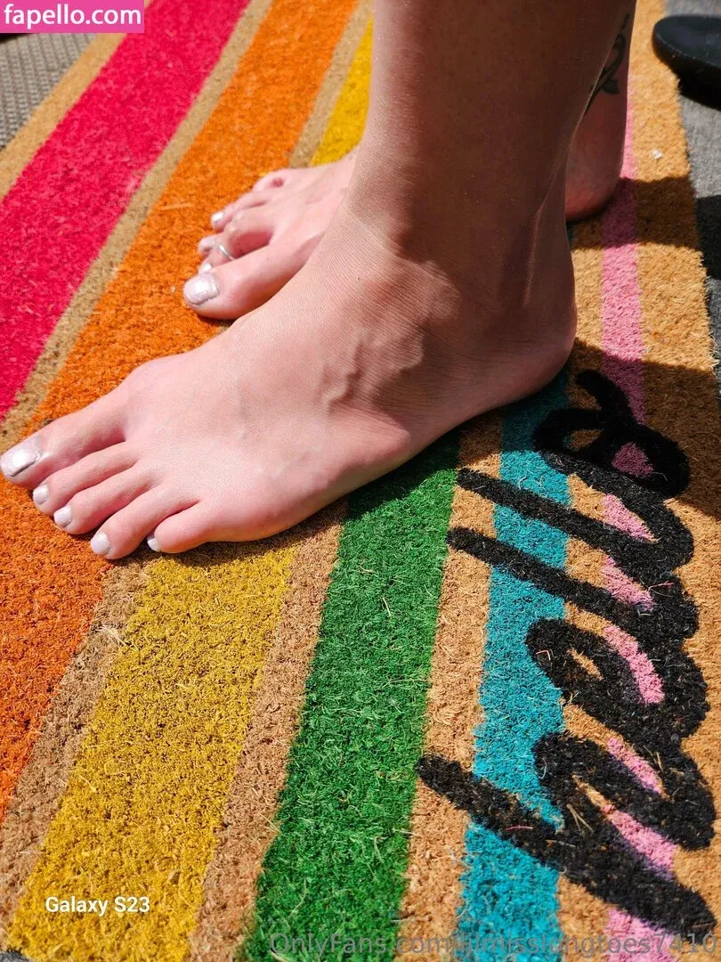 lilmisslongtoes7410 Onlyfans Photo Gallery 