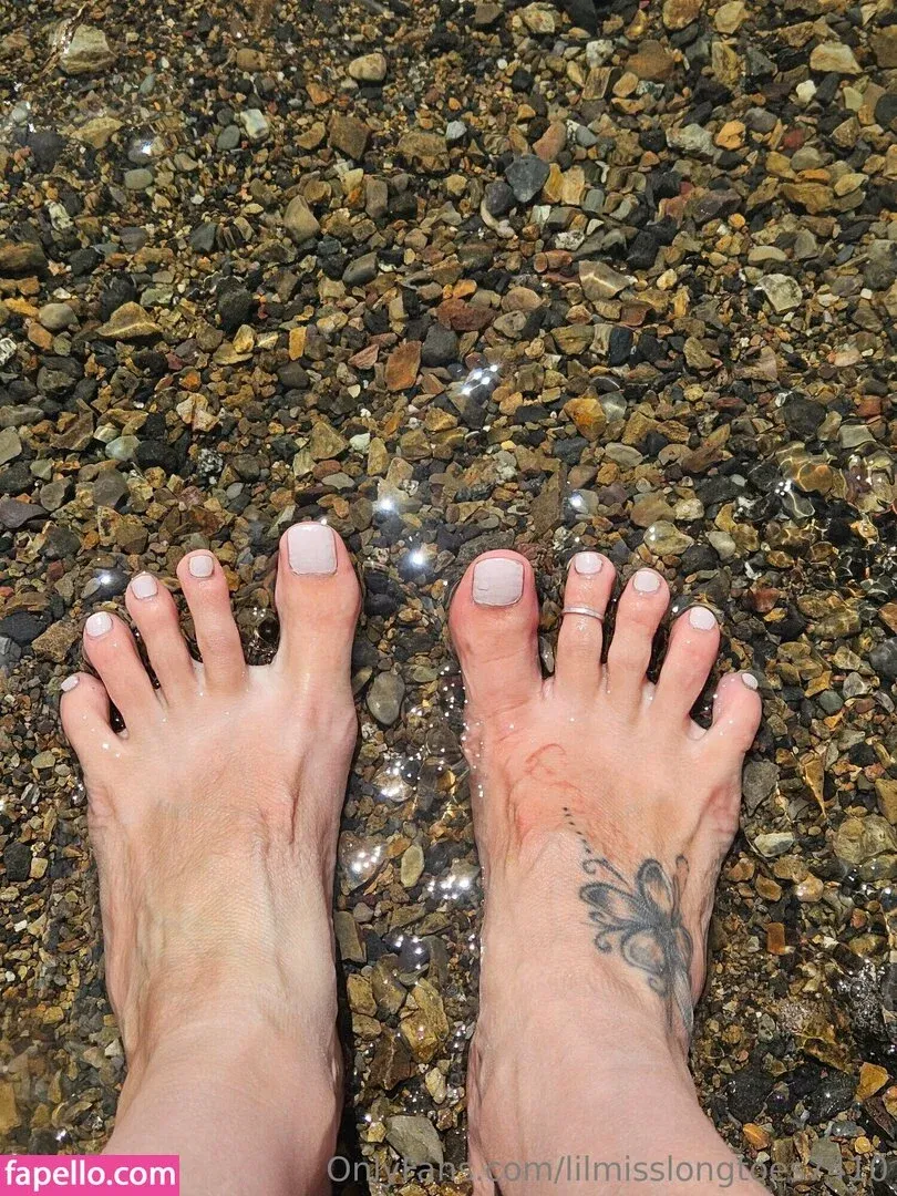 lilmisslongtoes7410 Onlyfans Photo Gallery 