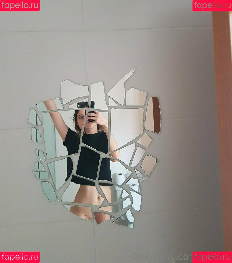 peqqq Onlyfans Photo Gallery 