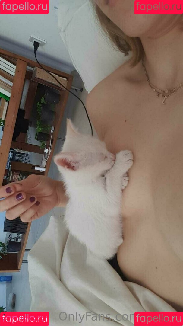 peqqq Onlyfans Photo Gallery 