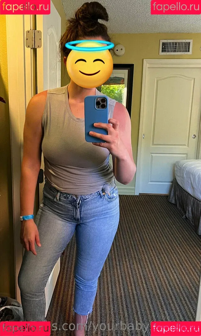 yourbabyemilyyy Onlyfans Photo Gallery 