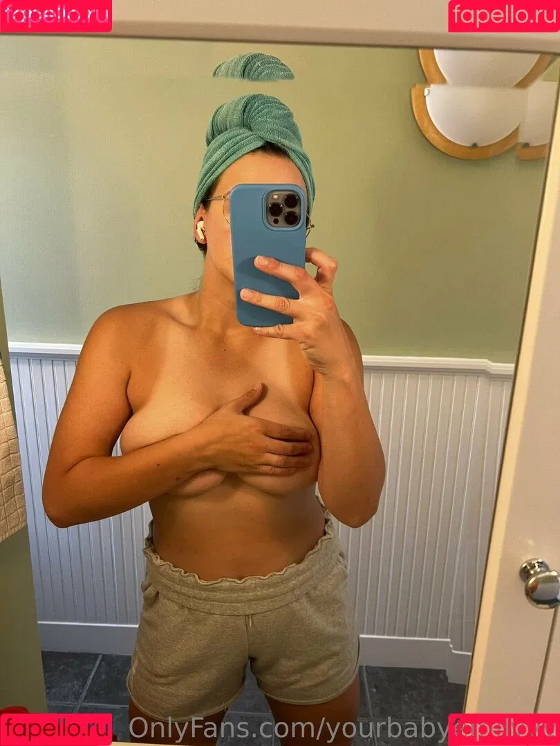 yourbabyemilyyy Onlyfans Photo Gallery 