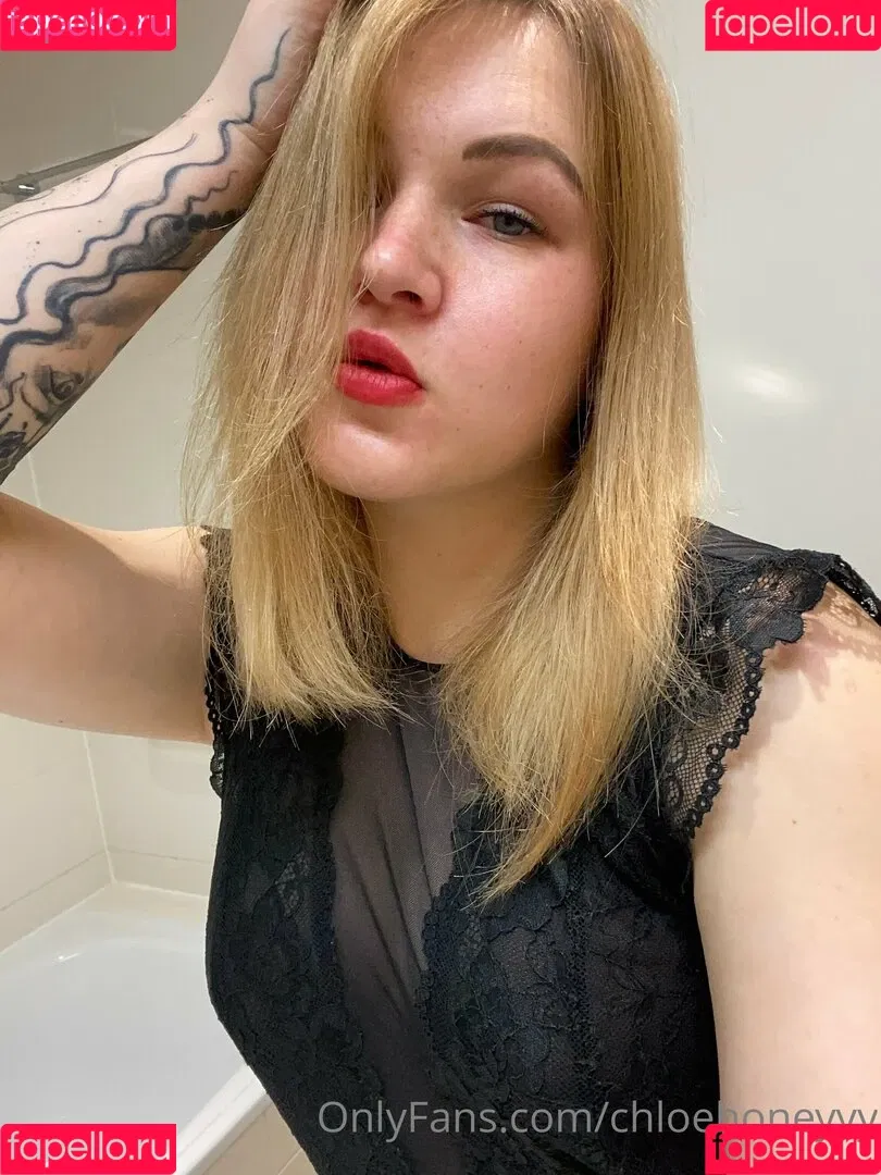 chloehoneyyy Onlyfans Photo Gallery 