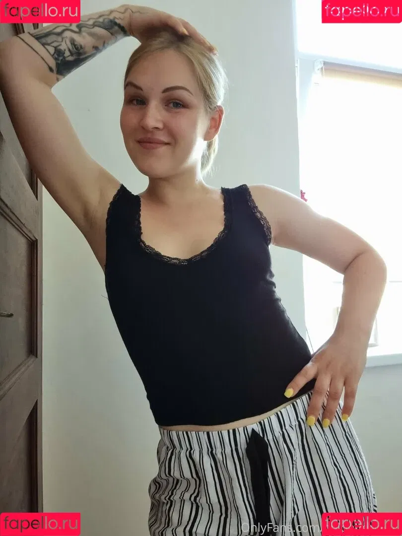 chloehoneyyy Onlyfans Photo Gallery 