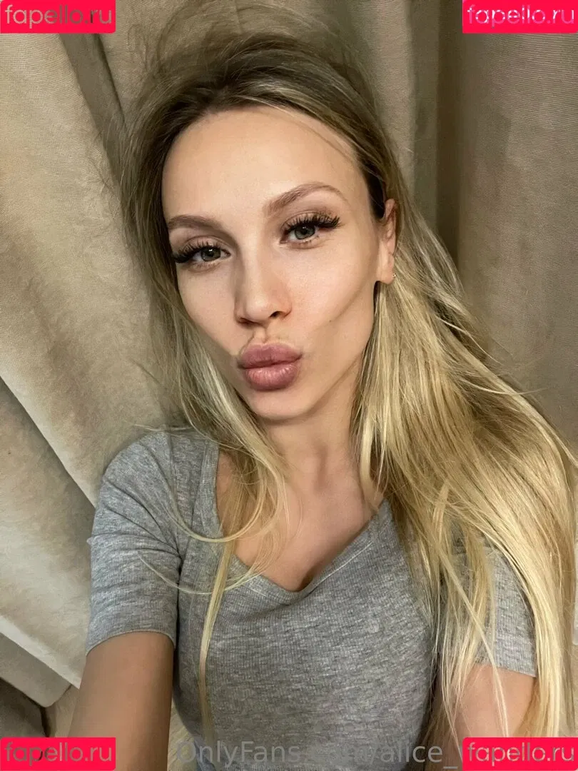 alice_wanders Onlyfans Photo Gallery 