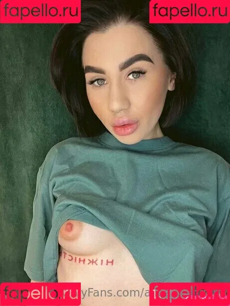 alice_wanders Onlyfans Photo Gallery 