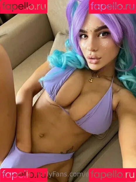 alice_wanders Onlyfans Photo Gallery 