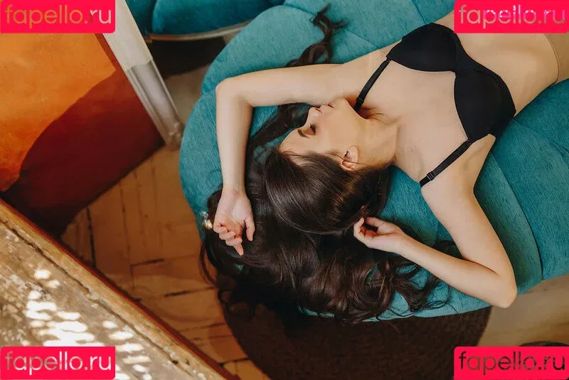 Janna Evstafeva Onlyfans Photo Gallery 