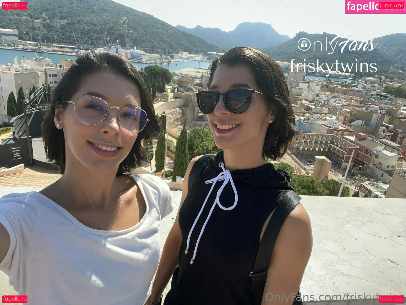 Frisky Twins Onlyfans Photo Gallery 