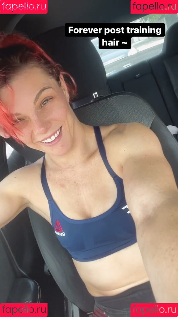 Gillian Robertson Onlyfans Photo Gallery 