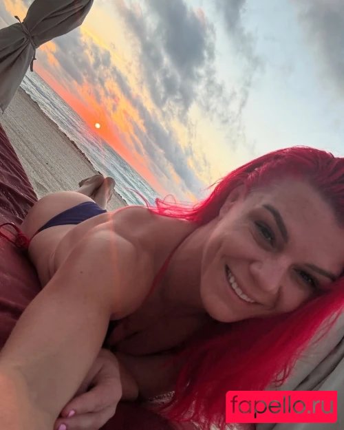 Gillian Robertson Nude Onlyfans Photo 19
