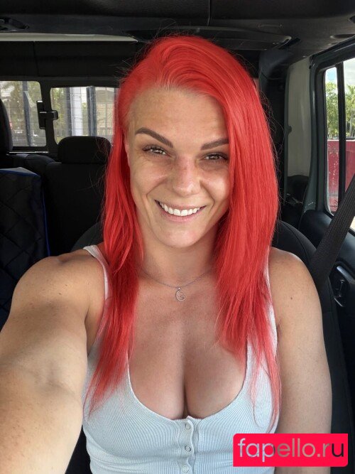 Gillian Robertson Nude Onlyfans Photo 7