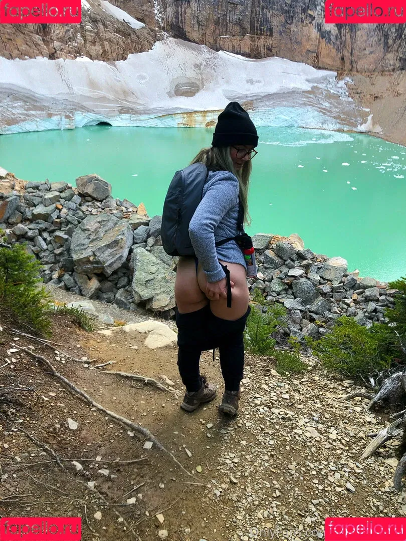 verysmolhat Onlyfans Photo Gallery 