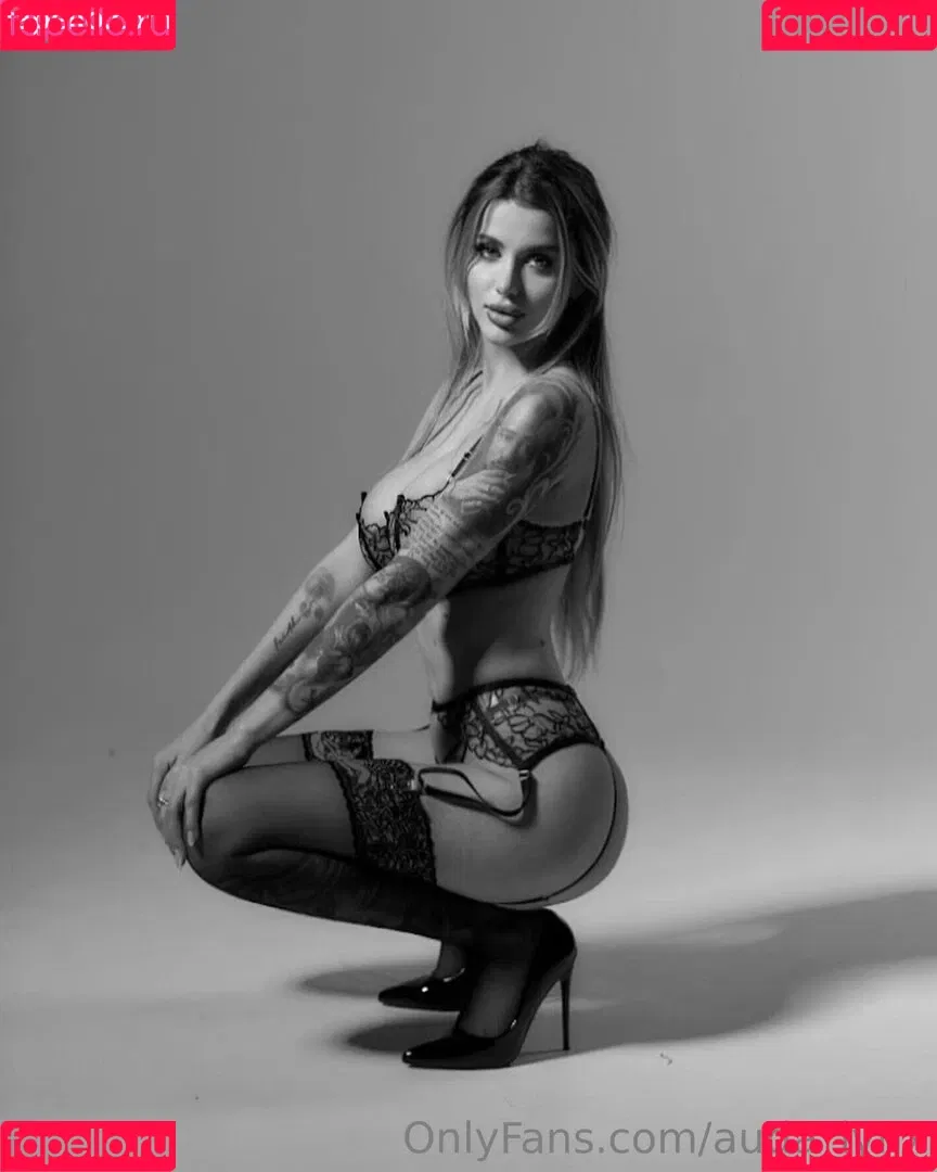 Murka Onlyfans Photo Gallery 