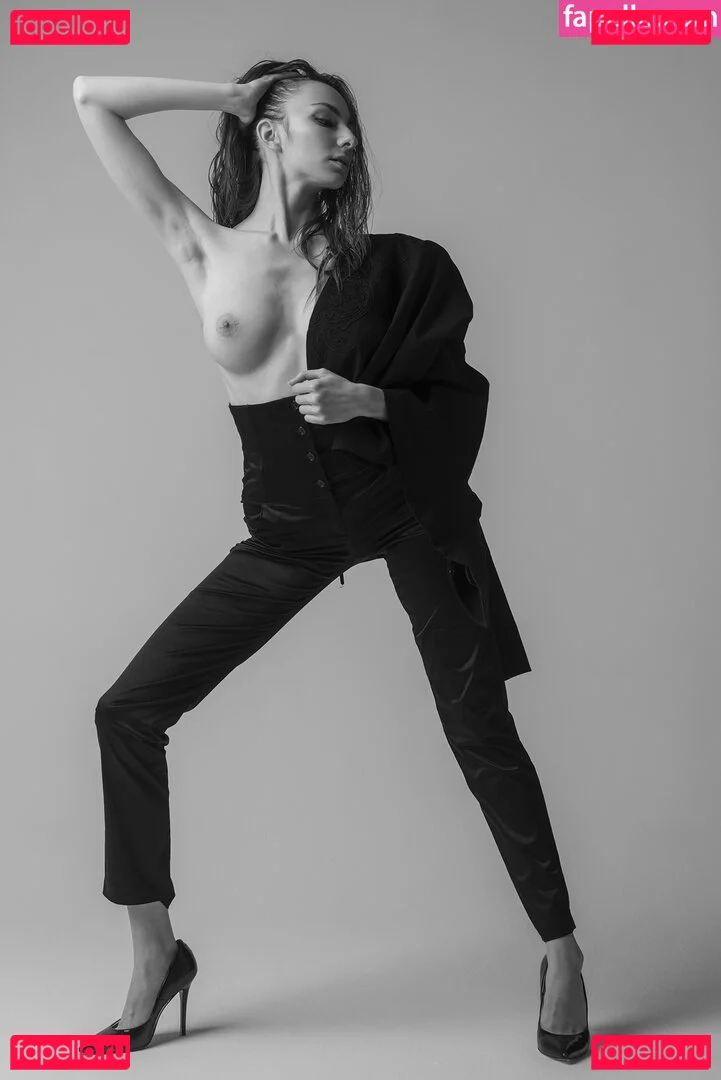 Murka Onlyfans Photo Gallery 