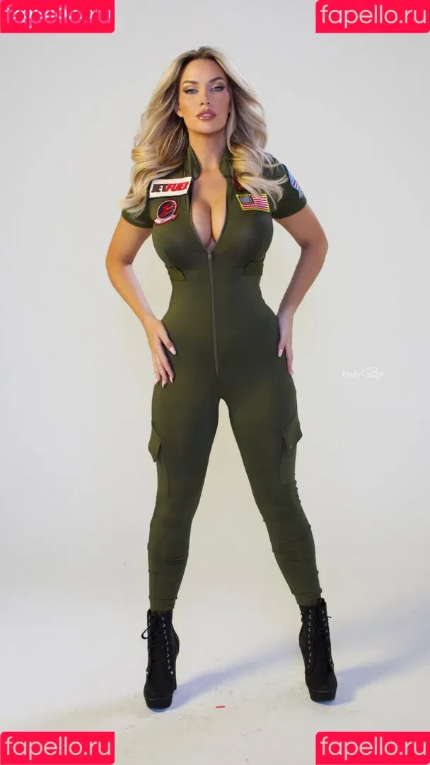 Paige Spiranac Onlyfans Photo Gallery 