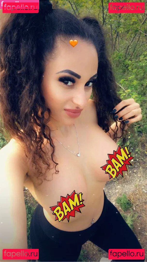Princess Jasmine Onlyfans Photo Gallery 