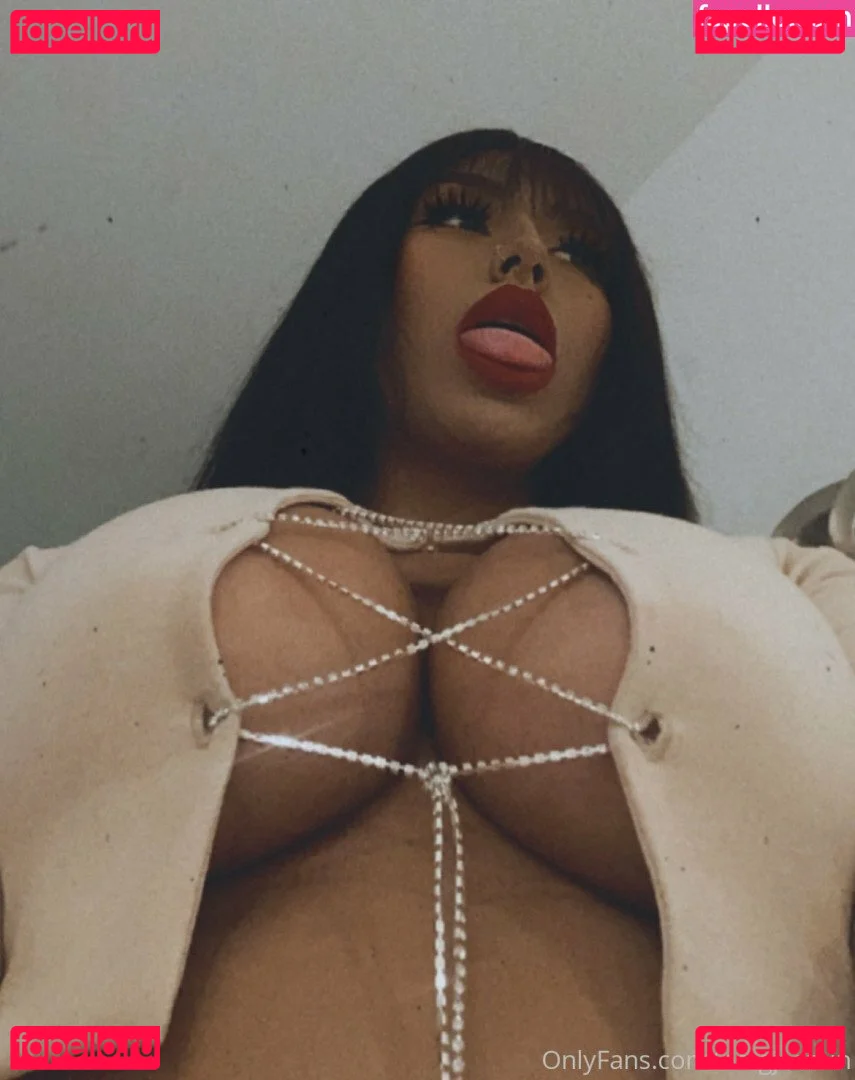 Princess Jasmine Onlyfans Photo Gallery 