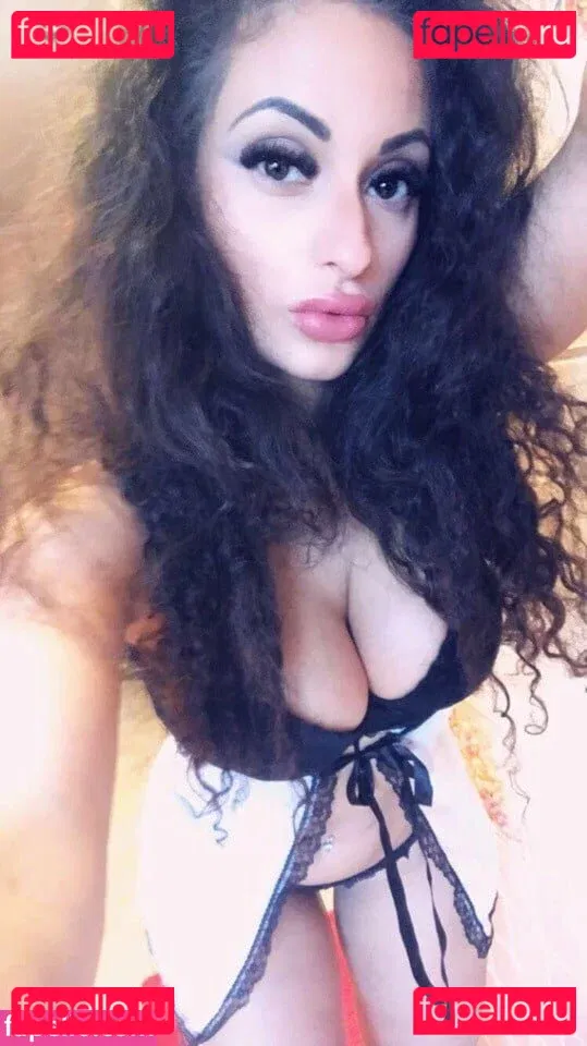 Princess Jasmine Onlyfans Photo Gallery 