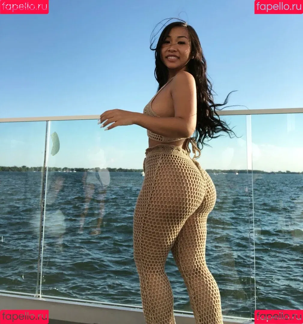 Nhi Tran Onlyfans Photo Gallery 