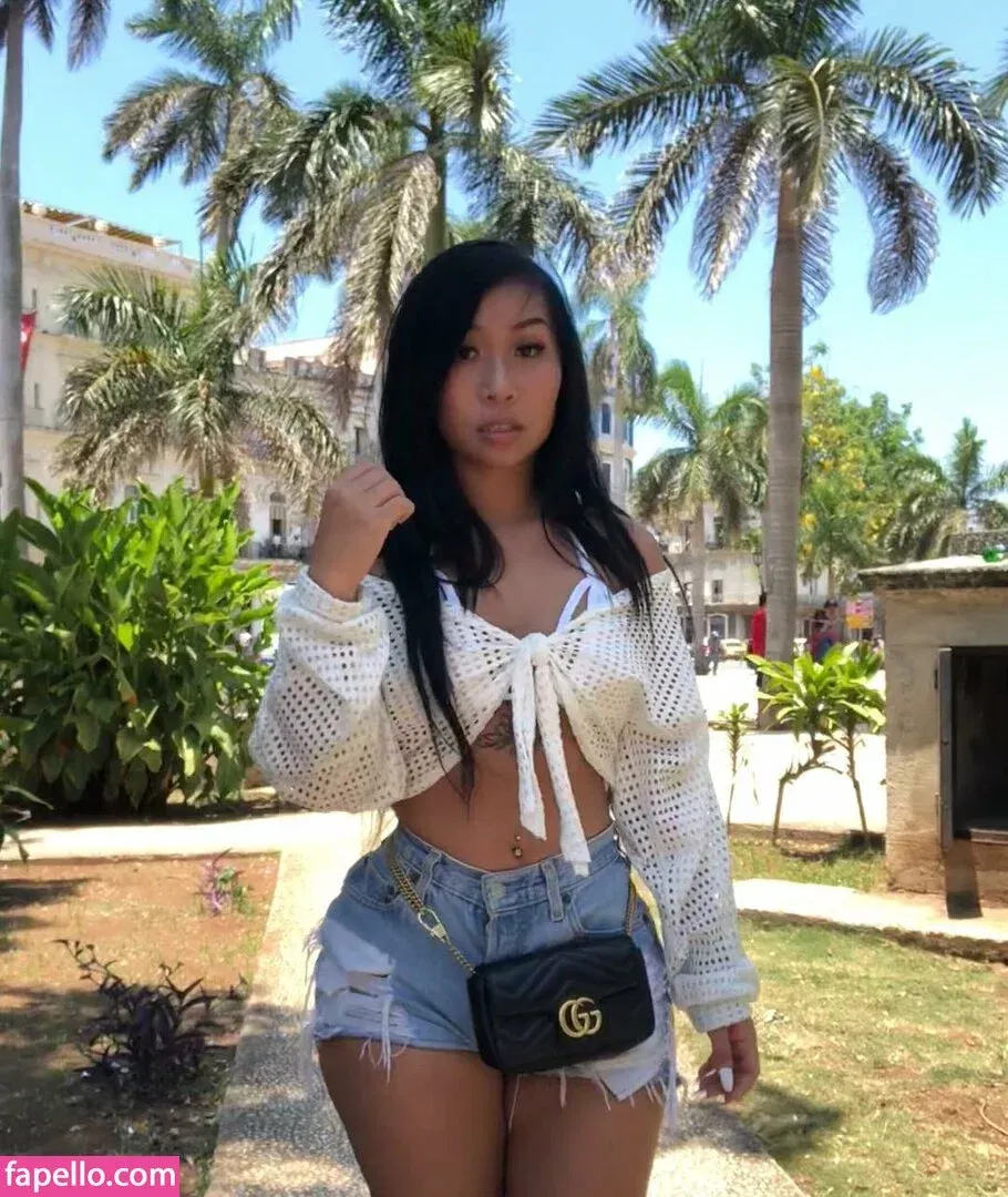 Nhi Tran Onlyfans Photo Gallery 