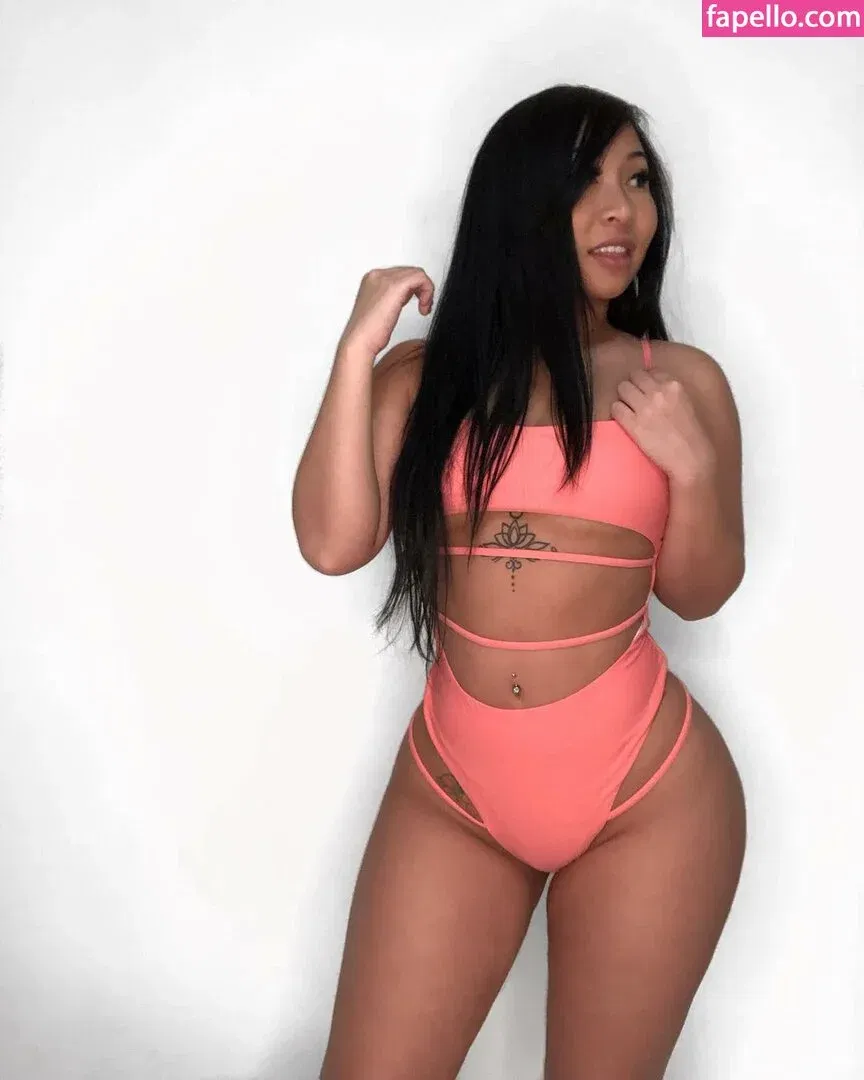 Nhi Tran Onlyfans Photo Gallery 