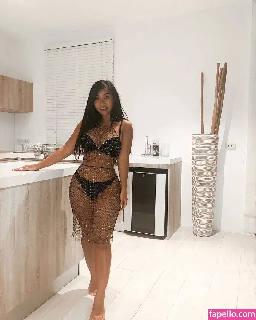 Nhi Tran Onlyfans Photo Gallery 