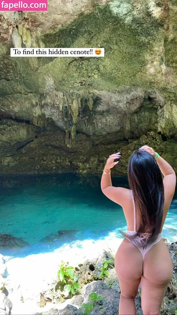 Nhi Tran Onlyfans Photo Gallery 