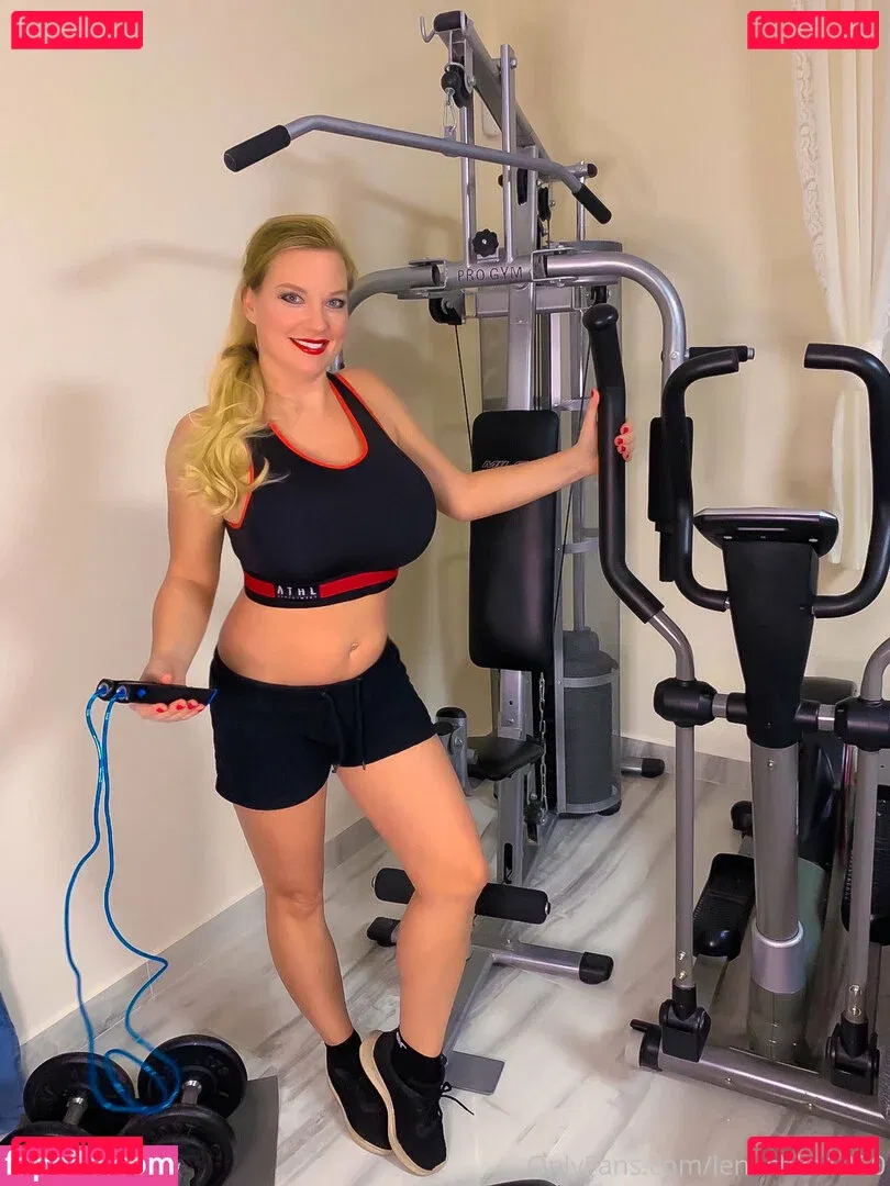 lenushka1050 Onlyfans Photo Gallery 