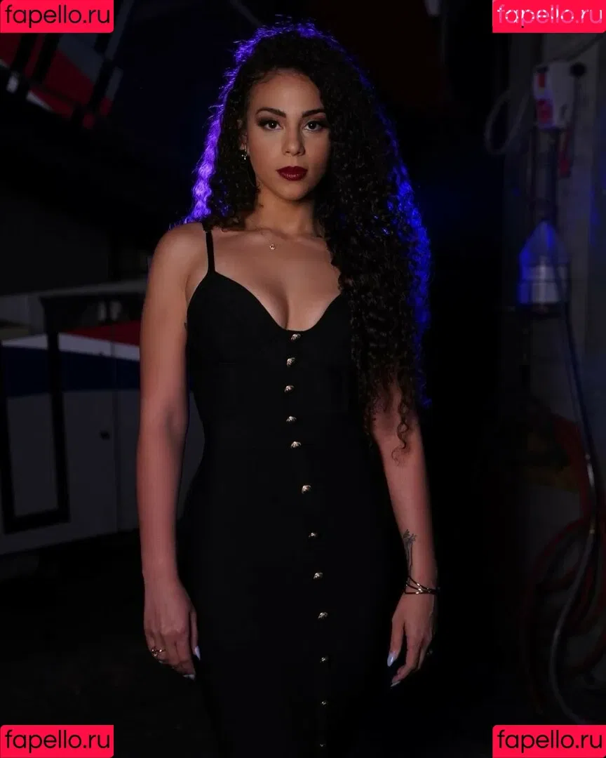 Samantha Irvin Onlyfans Photo Gallery 