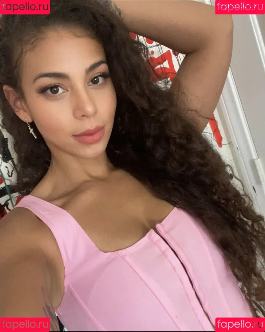Samantha Irvin Onlyfans Photo Gallery 