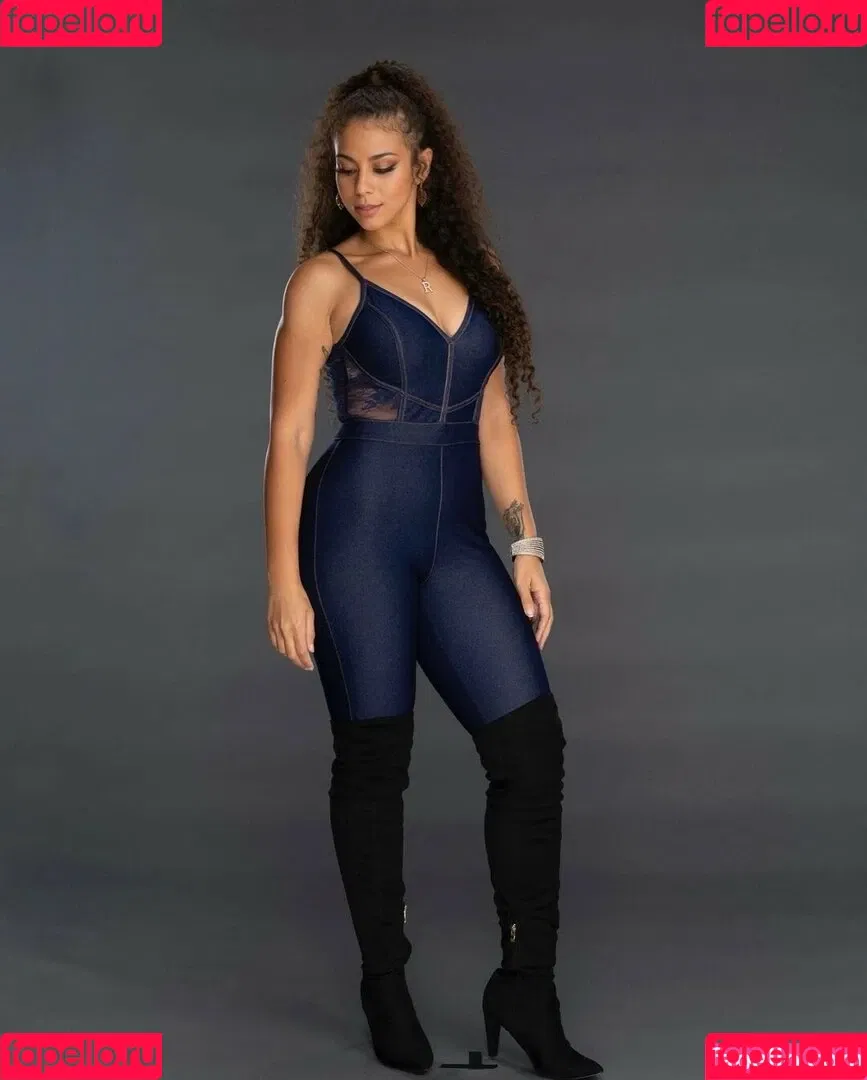 Samantha Irvin Onlyfans Photo Gallery 