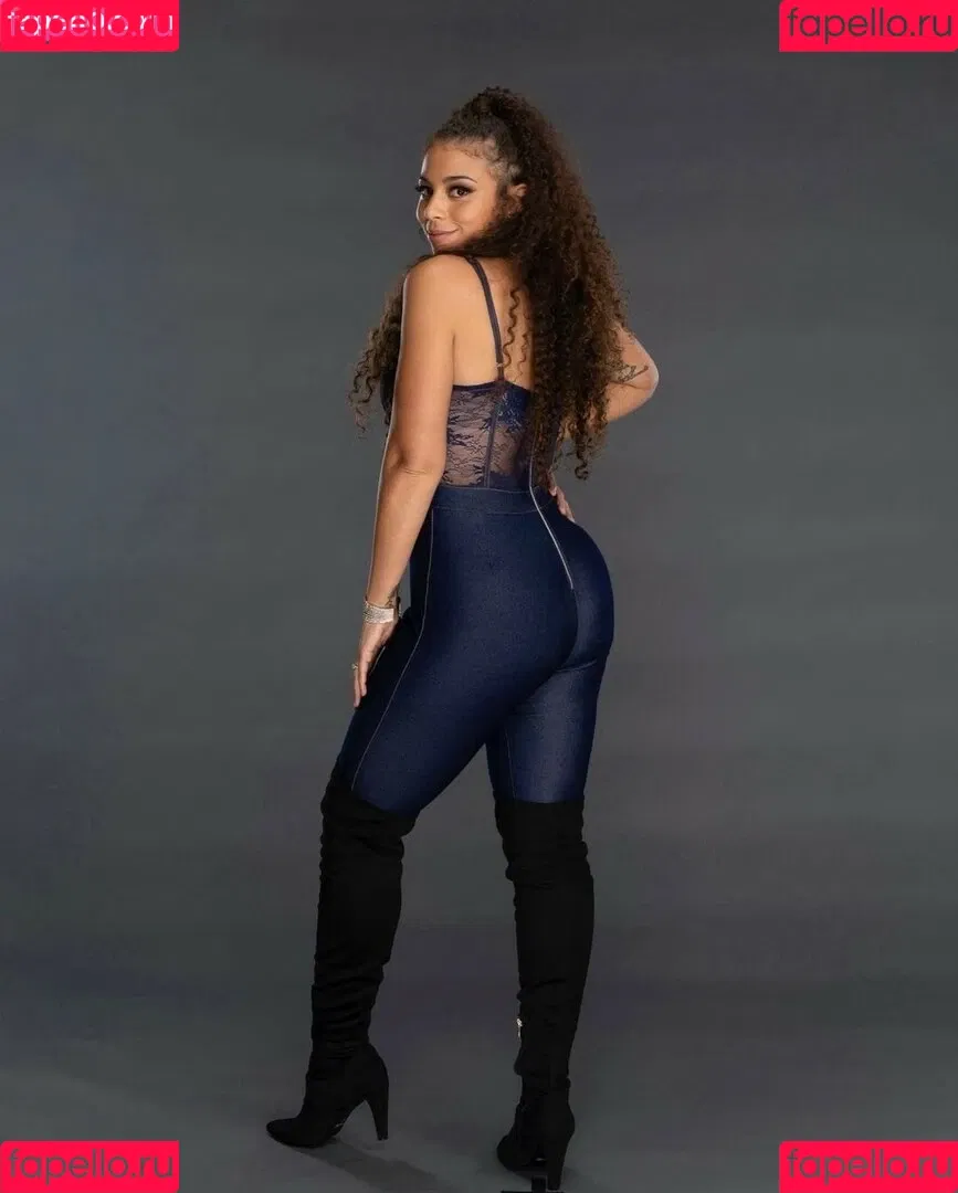 Samantha Irvin Onlyfans Photo Gallery 