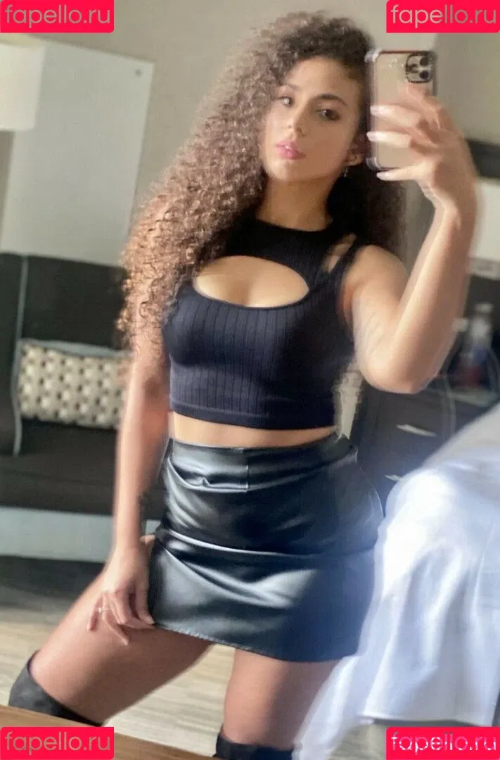 Samantha Irvin Onlyfans Photo Gallery 