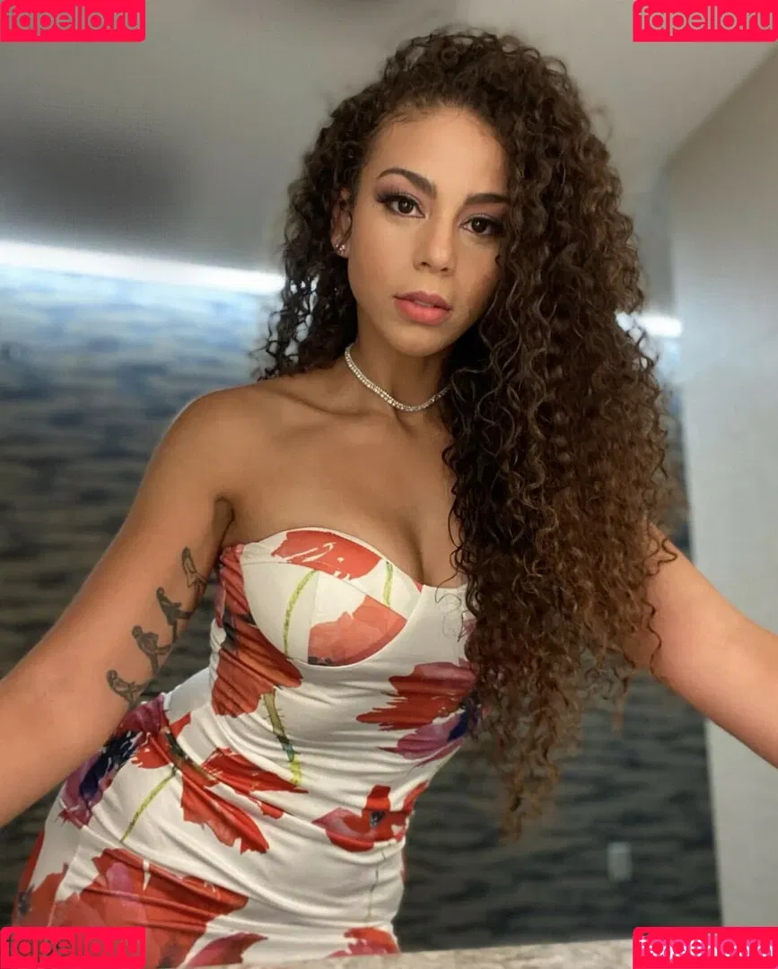 Samantha Irvin Onlyfans Photo Gallery 