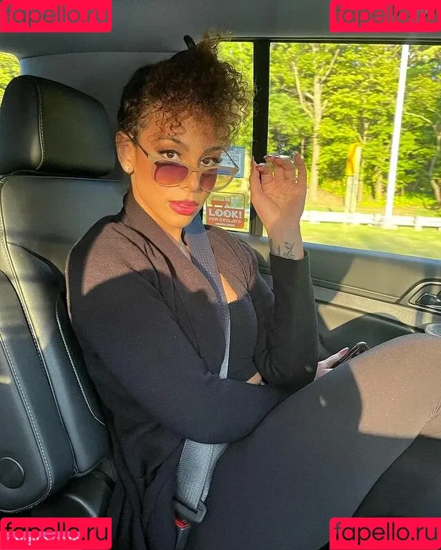 Samantha Irvin Onlyfans Photo Gallery 