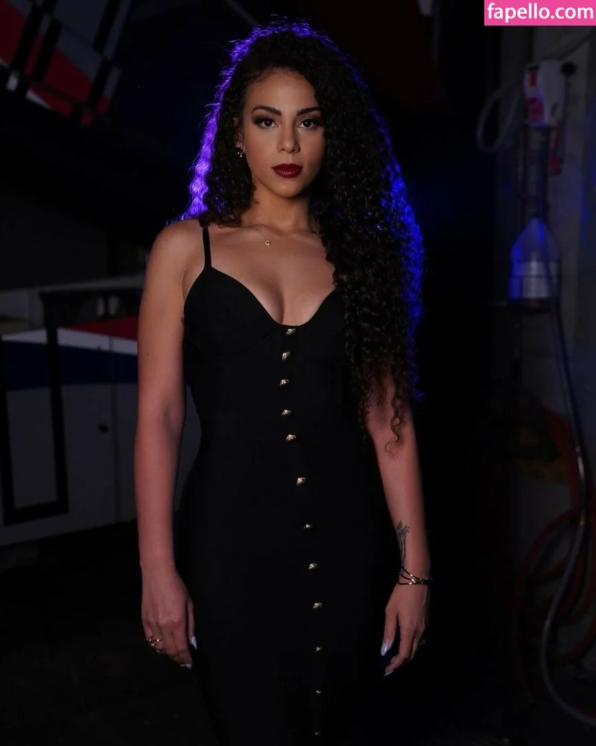 Samantha Irvin Onlyfans Photo Gallery 