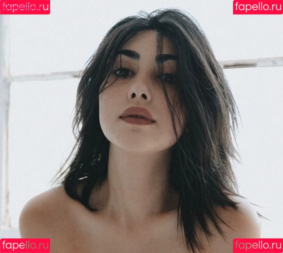 Alexa Mansour Onlyfans Photo Gallery 