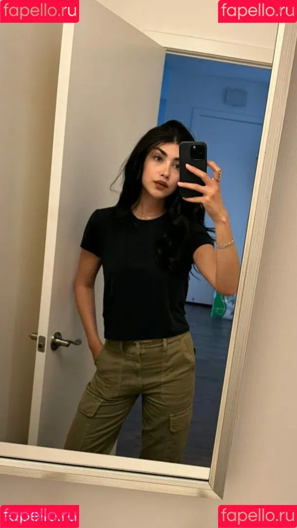 Alexa Mansour Onlyfans Photo Gallery 