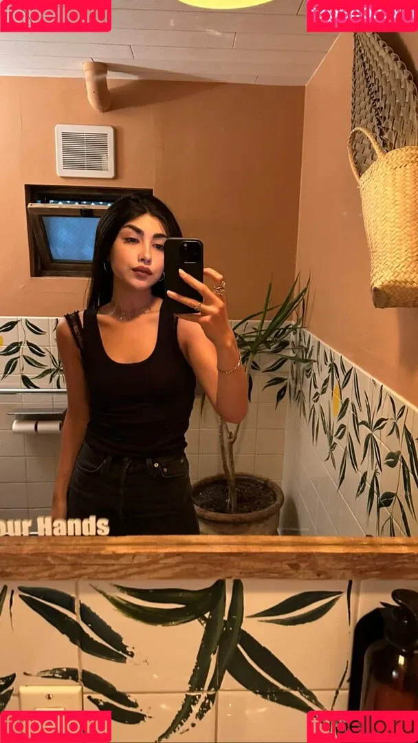 Alexa Mansour Onlyfans Photo Gallery 