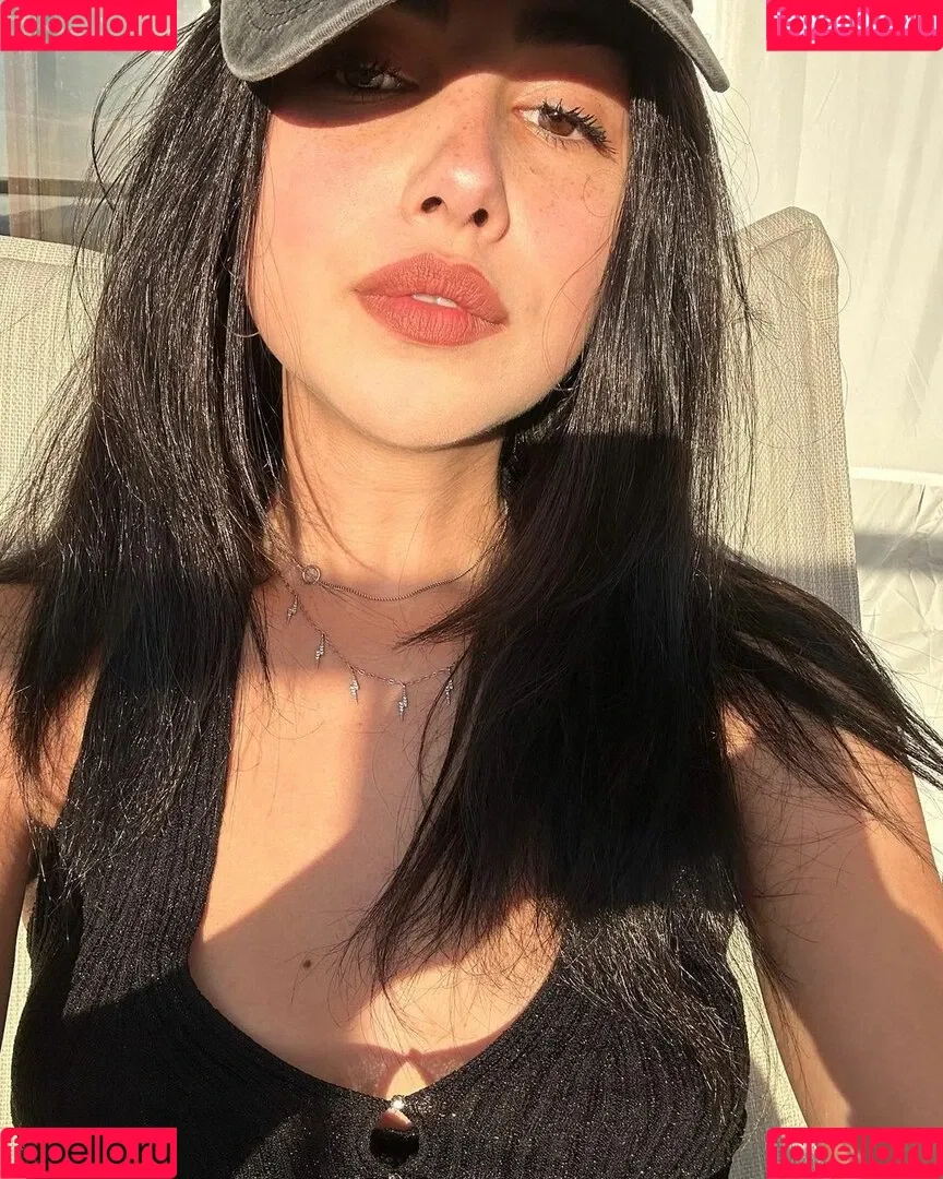 Alexa Mansour Onlyfans Photo Gallery 