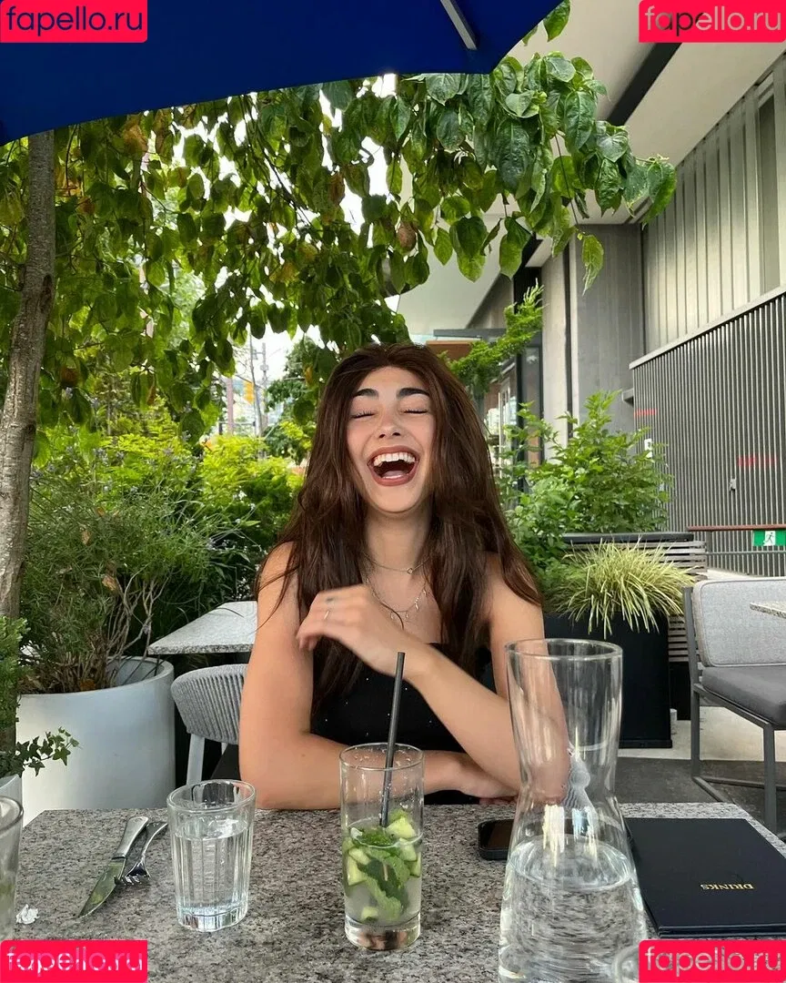 Alexa Mansour Onlyfans Photo Gallery 