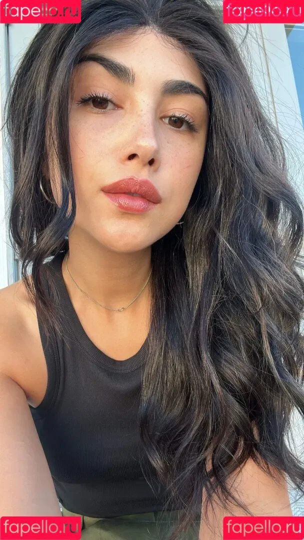 Alexa Mansour Onlyfans Photo Gallery 