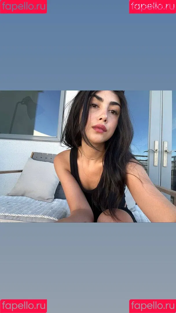 Alexa Mansour Onlyfans Photo Gallery 