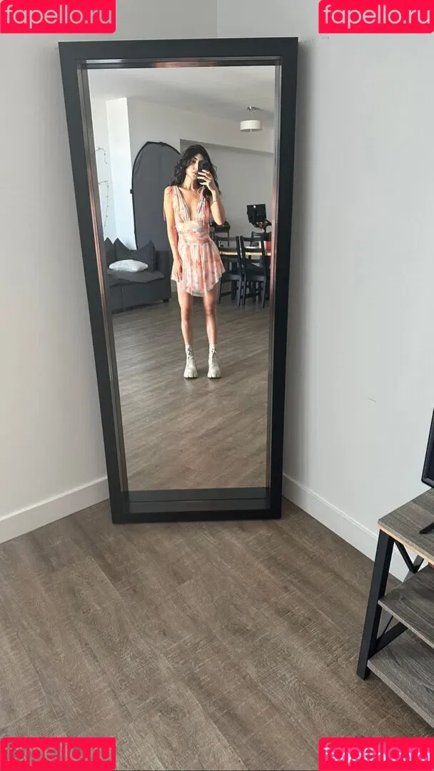 Alexa Mansour Onlyfans Photo Gallery 