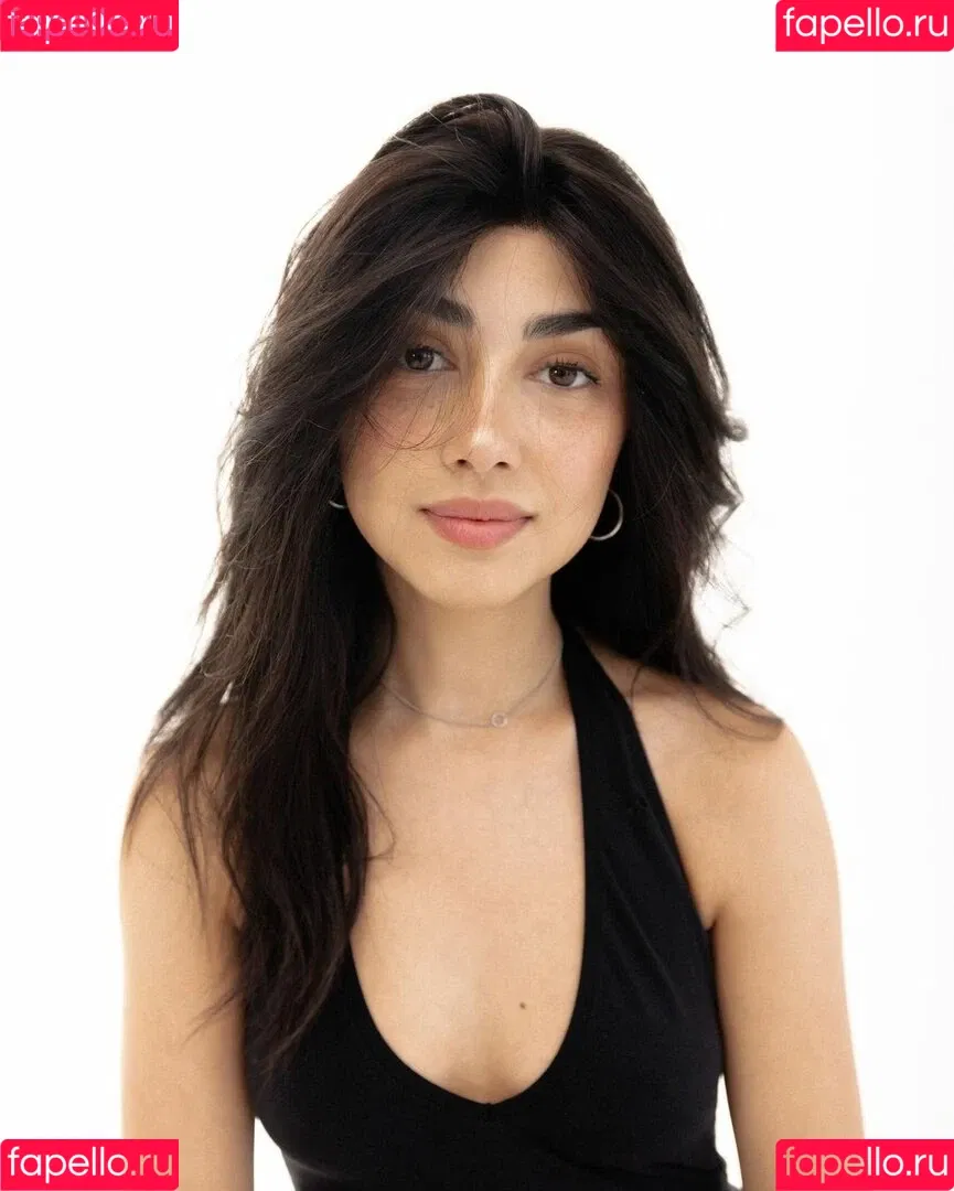 Alexa Mansour Onlyfans Photo Gallery 