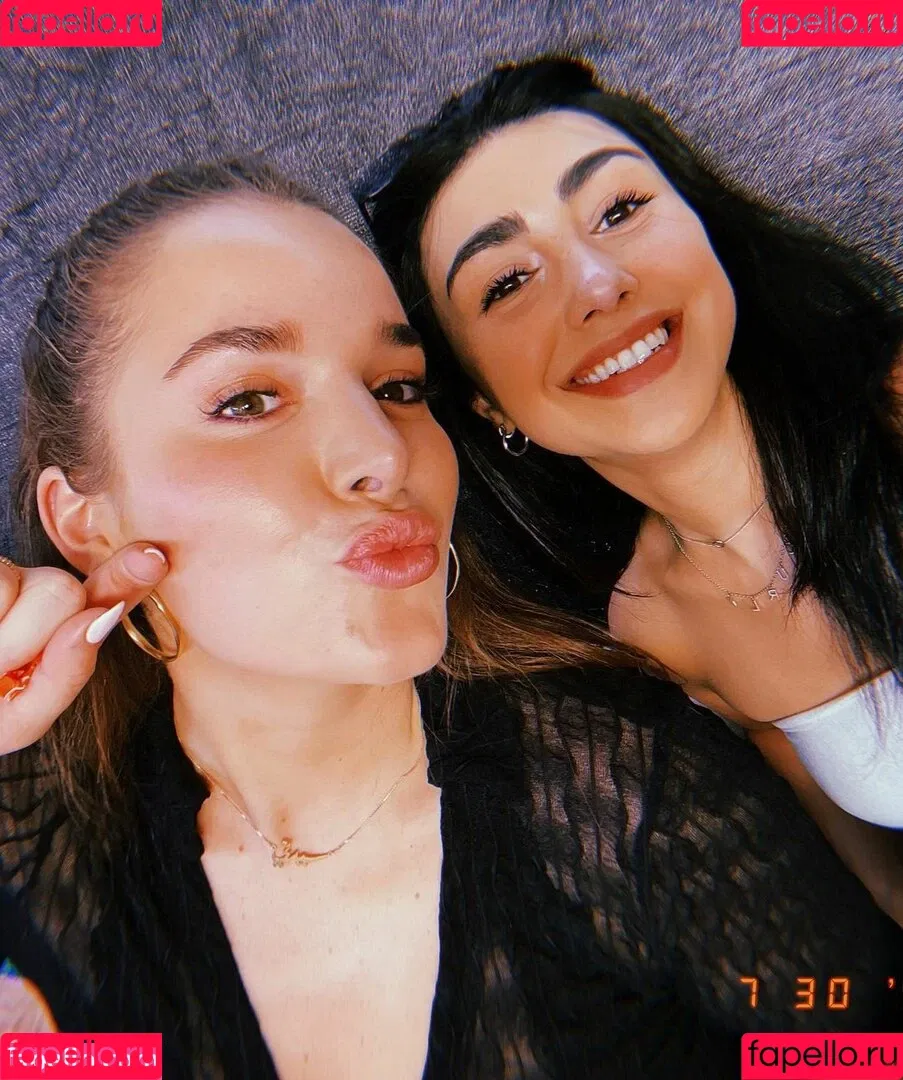 Alexa Mansour Onlyfans Photo Gallery 
