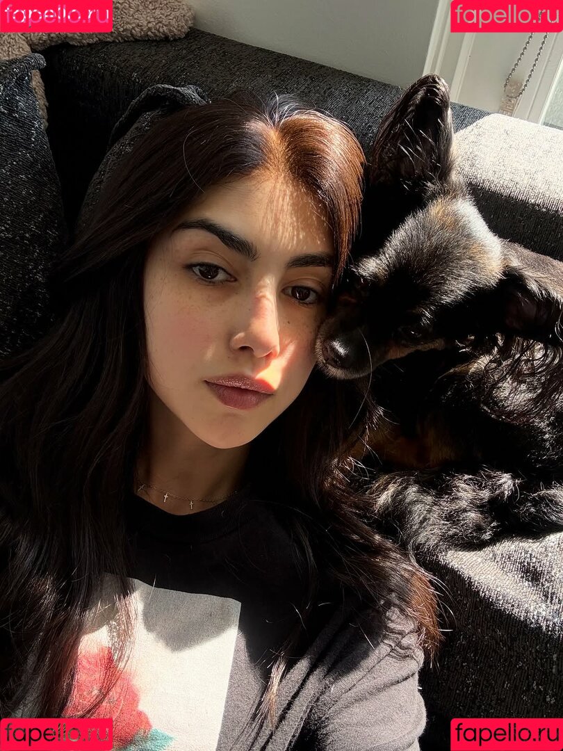 Alexa Mansour Onlyfans Photo Gallery 