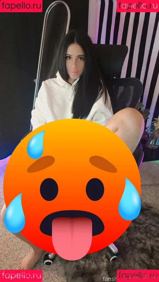 beckatv Onlyfans Photo Gallery 