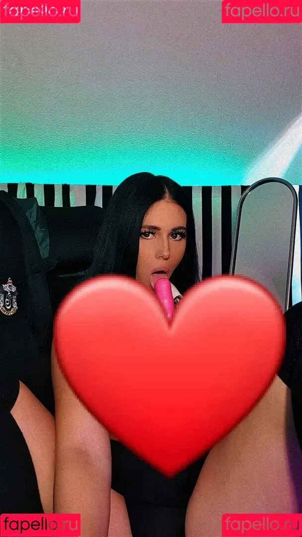 beckatv Onlyfans Photo Gallery 